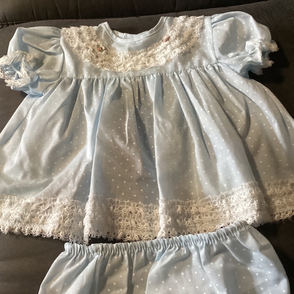 VTG Hugs and Kisses  Baby Girls Dress with Matching Panties Blue with White Dots - Picture 2 of 4